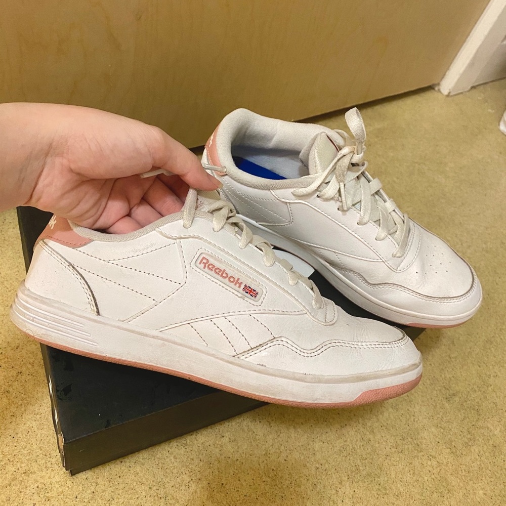 Reebok women classic shoes